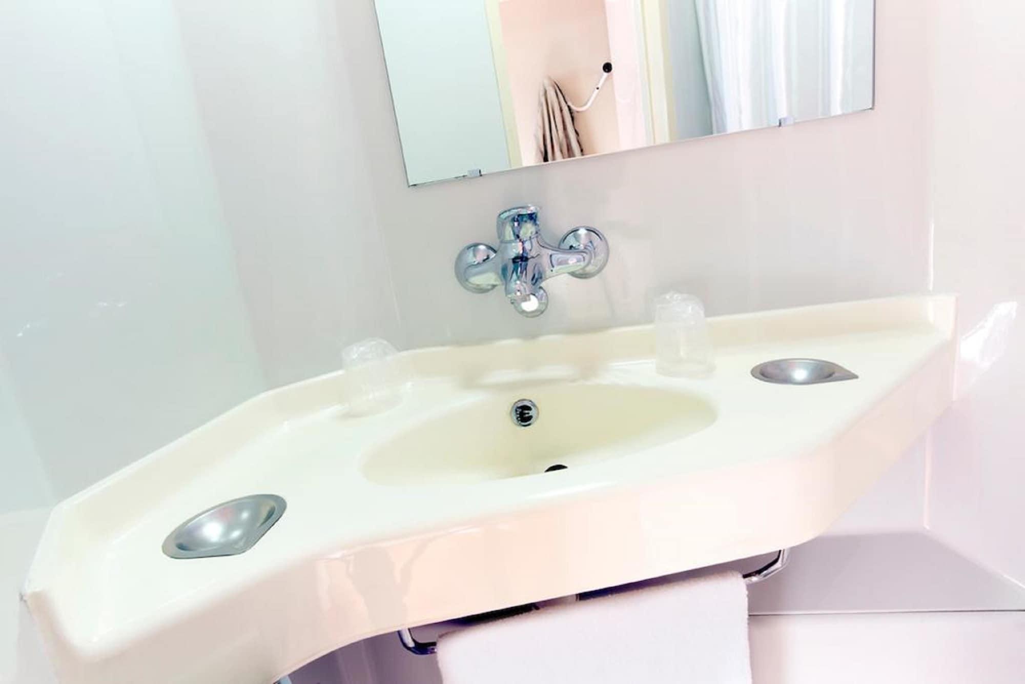 Premiere Classe Valenciennes Sud - Rouvignies Hotel *